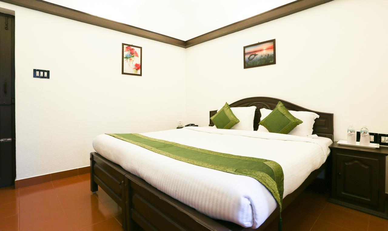 Hotel Treebo Trip Swiss Garden Munnar Esterno foto